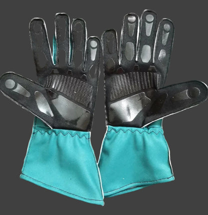 Aston Martin Racing Gloves F1